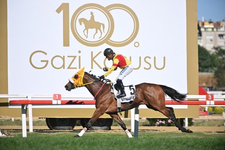 100 gazi kosusunda kazanan bay nalcakan habermeydan