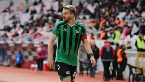 Caner Erkin emekliliğe ayrıldı Caner Erkin emeklilige ayrildi1 habermeydan