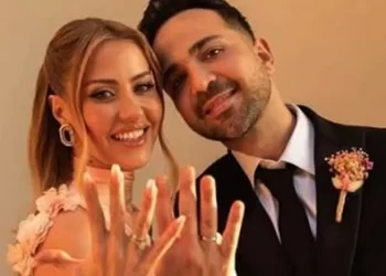 Derya Uluğ ve Asil Gök nişanlandı