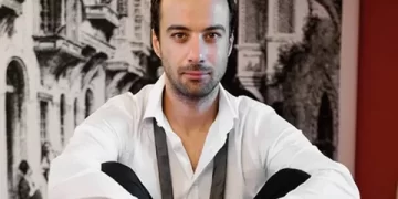 Doktorlar dizisi Arslan Bey Devrim Nas kimdir? Kaç yaşında? Doktorlar dizisi Arslan Bey Devrim Nas kimdir? Kaç yaşında?