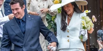 Dua Lipa ile Callum Turner Londra’da evlendidu