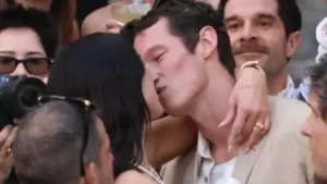 Dua Lipa ile Callum Turner'dan Sicilya'da görkemli düğün Dua Lipa Callum Turnerdan Sicilyada gorkemli dugun2 habermeydan