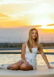 Ecrin Su Çoban'ın tatil harcaması dikkat çekti Ecrin Su coban tatil harcamasi dikkat cekti1 habermeydan