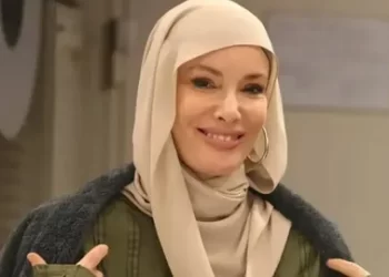 Gamze Özçelik 8 yıl aradan sonra setlere döndü!