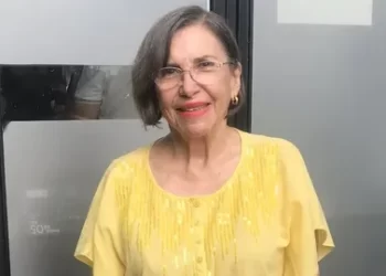 Gül Onat'tan üzen haber: Yaşam mücadelesi veriyorum Gül Onat’tan üzen haber: Yaşam mücadelesi veriyorum