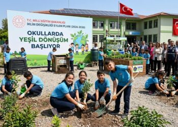 “MEB’den 2026-2030 İklim Değişikliği Eylem Planı: Okullarda Yeşil Dönüşüm Başlıyor” “MEB’den 2026-2030 İklim Değişikliği Eylem Planı: Okullarda Yeşil Dönüşüm Başlıyor”