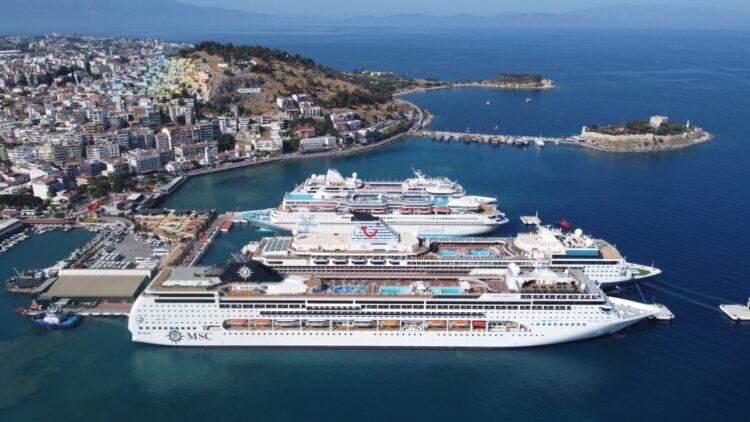 Kruvaziyer Turizminde Rekor Mayıs: Son 14 Yılın En Yüksek Yolcu ve Gemi Sayısına Ulaşıldı Kruvaziyer Turizminde Rekor habermeydan