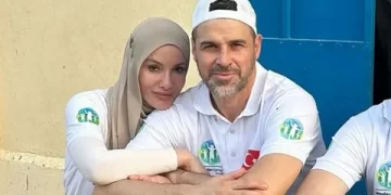 Reshad Strik'ten Gamze Özçelik'e romantik 2. evlilik yıl dönümü kutlaması Reshad Strik’ten Gamze Özçelik’e romantik 2. evlilik yıl dönümü kutlaması
