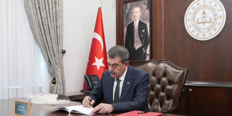 Bakan Tekin'den Şenay Aybüke Yalçın'ın Şehadet Yıl Dönümü Mesajı Senay Aybuke Yalcin habermeydan