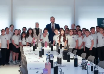 Aile ve Sosyal Hizmetler Bakanlığı ile Sıfır Atık Vakfından işbirliği protokolü Aile ve Sosyal Hizmetler Bakanlığı ile Sıfır Atık Vakfından işbirliği protokolü