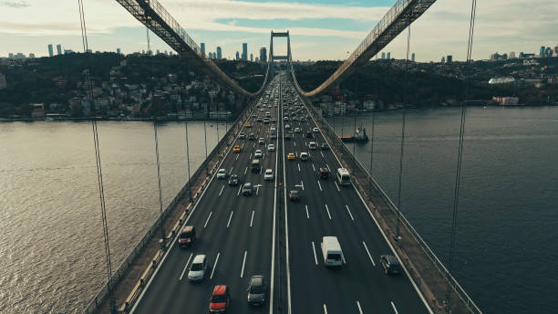 İstanbul'da Haftanın İlk Mesai Gününde Trafik Yoğunluğu Yüzde 60'ı Gördü Trafik Yogunlugu habermeydan