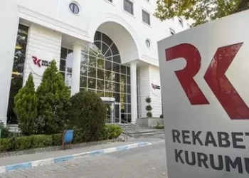 Rekabet Kurulu'ndan Uber-Getir İşlemine Onay: 500 Milyon Dolarlık Yatırım Taahhüdü Rekabet Kurulu’ndan Uber-Getir İşlemine Onay: 500 Milyon Dolarlık Yatırım Taahhüdü
