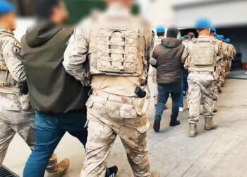 Uyuşturucu gelirlerini aklayan şebekeye dev darbe!