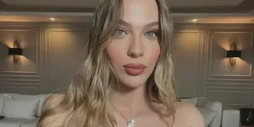 Yasemin Şefkatli'den tatilde lüks tekne pozları! Yasemin Şefkatli’den tatilde lüks tekne pozları!