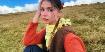 Taşacak Bu Deniz’in Fadime’si Zeynep Atılgan Avusturya’da tatilde