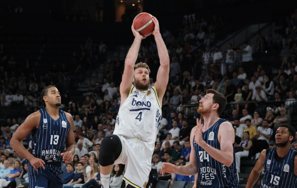 Anadolu Efes 93-102 Fenerbahçe Beko anadolu efes 93 102 fenerbahce beko habermeydan