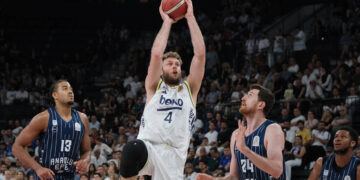 Anadolu Efes 93-102 Fenerbahçe Beko