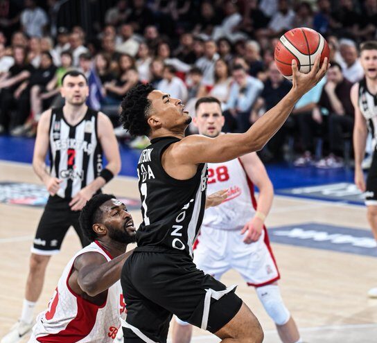 Bahçeşehir Koleji, Beşiktaş GAİN'i devirip seride öne geçti! bahcesehir koleji besiktas gaini devirip seride one gecti habermeydan e1780775662327