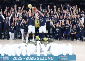 Basketbol Süper Ligi'nde şampiyon Fenerbahçe Beko! Basketbol Süper Ligi’nde şampiyon Fenerbahçe Beko!