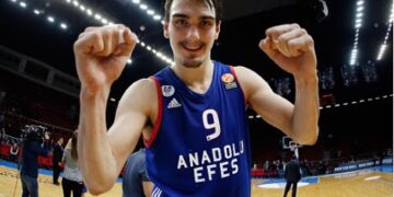 Dario Saric, yeniden Anadolu Efes’te!