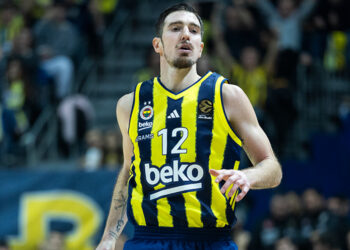 Fenerbahçe Beko'da, Nando De Colo basketbolu bıraktı! Fenerbahçe Beko’da, Nando De Colo basketbolu bıraktı!