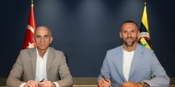Fenerbahçe, Vedat Murigi'yi açıkladı! Fenerbahçe, Vedat Murigi’yi açıkladı!
