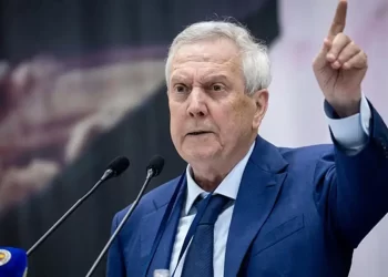 Fenerbahçe’de, Aziz Yıldırım geri döndü!