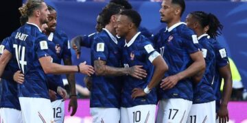 Fransa, Irak'ı 3 golle geçti! Fransa, Irak’ı 3 golle geçti!