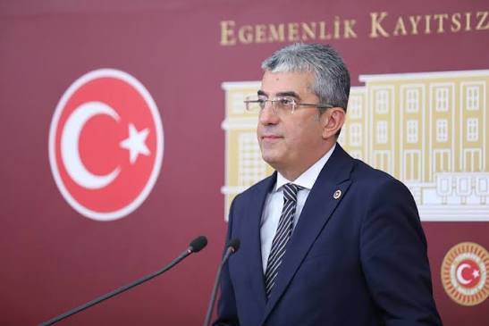 CHP'deki 'butlan' tartışmasında yeni gelişme: Gökhan Günaydın hakkındaki tedbir kaldırıldı Gökhan Günaydın hakkındaki tedbir kaldırıldı.