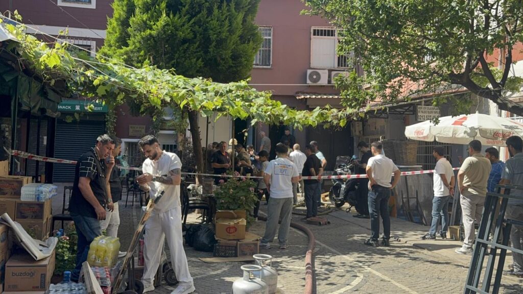 İstanbul'da tekstil atölyesinde yangın paniği istanbul yangin habermeydan