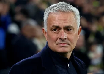 Jose Mourinho, yeniden Real Madrid'e dönüyor! Jose Mourinho, yeniden Real Madrid’e dönüyor!