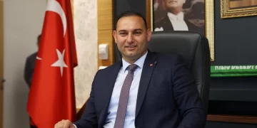 Kilis Belediye Başkanı Hakan Bilecen CHP’den istifa etti