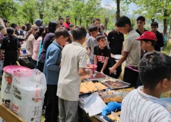 Muş Hasköy'de, Gazze'ye destek için hayır çarşısı kuruldu! Muş Hasköy’de, Gazze’ye destek için hayır çarşısı kuruldu!