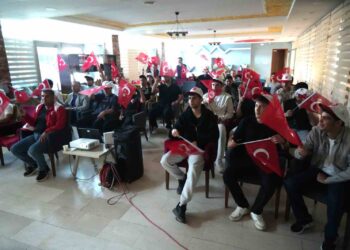 Muş'ta, Milli maç heyecanı dev ekranlara taşındı! Muş’ta, Milli maç heyecanı dev ekranlara taşındı!