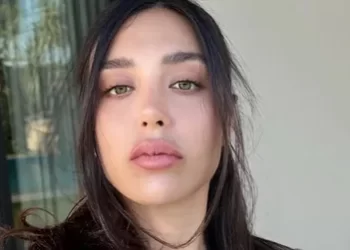 Özlem Ada Şahin'den takipçisine sert cevap Özlem Ada Şahin’den takipçisine sert cevap