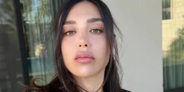 Özlem Ada Şahin'den takipçisine sert cevap Özlem Ada Şahin’den takipçisine sert cevap