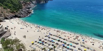 İstanbul plajlarında sezon fiyatları belli oldu: 2 bin TL’ye kadar çıkıyor