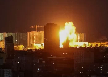 Rusya'dan Ukrayna'ya gece yarısı saldırı: En az beş ölü Rusya’dan Ukrayna’ya gece yarısı saldırı: En az beş ölü