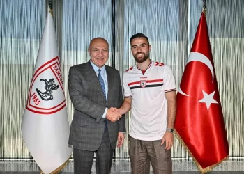 Samsunspor, Fatih Kaya'yı kadrosuna kattı! Samsunspor, Fatih Kaya’yı kadrosuna kattı!