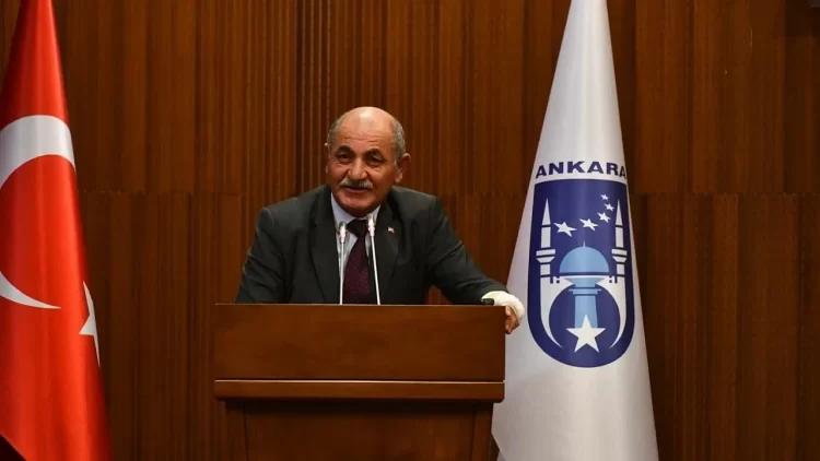 Satılmış Karakoç AK Parti'ye mi geçecek? Satılmış Karakoç AK Parti'ye mi geçecek?
