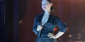 Şebnem Ferah 6 yıl aradan sonra konser verdi