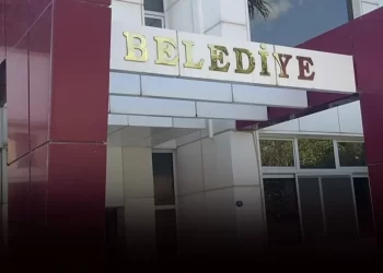 Rüşvet soruşturmasında Seferihisar Belediyesi İmar Müdürü tutuklandı