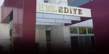 Rüşvet soruşturmasında Seferihisar Belediyesi İmar Müdürü tutuklandı