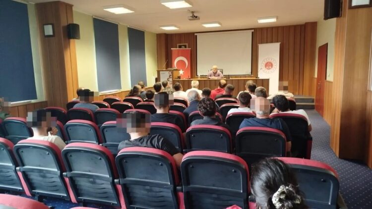 Sinop Boyabat'ta, hükümlülere manevi seminer! sinop boyabatta hukumlulere manevi seminer habermeydan