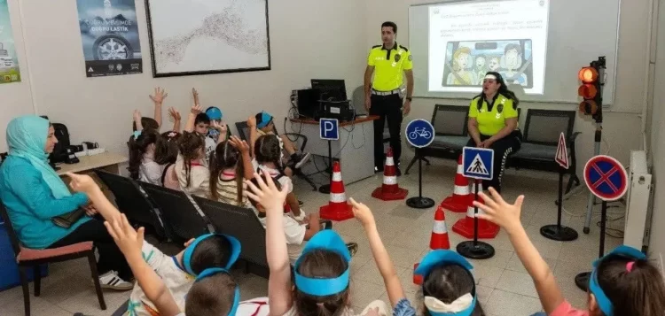 Sinop Emniyeti'nden çocuklara trafik eğitimi! sinop emniyetinden cocuklara trafik egitimi habermeydan
