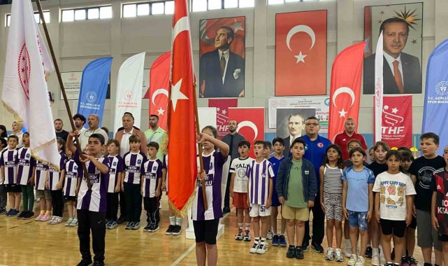 sinopta cocuklar ekrandan uzaklasip oyunla bulustu habermeydan