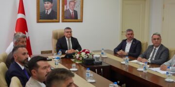 Sinop'ta, Demiryolu Projesi Masaya Yatırıldı! Sinop’ta, Demiryolu Projesi Masaya Yatırıldı!