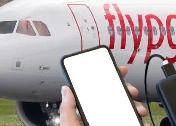 Uçakta powerbank paniği: Ankara-İzmir seferinde yolcular tahliye edildi