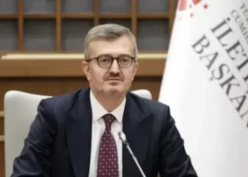 Burhanettin Duran’dan 15 Temmuz’un 10. yılı için medya ve akademiye çağrı
