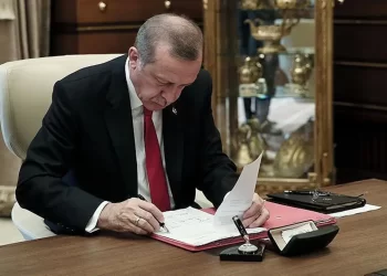 Cumhurbaşkanı Erdoğan'ın İmzasıyla 8 Üniversiteye Rektör Atandı Cumhurbaşkanı Erdoğan’ın İmzasıyla 8 Üniversiteye Rektör Atandı